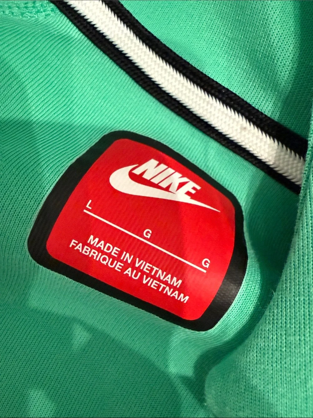 Nike Mint Green Hooded Full-Zip Jacket - Picture 3 of 4